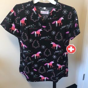 White Cross Womens scrub top NWT. Multiple sizes available. 618 MGB
